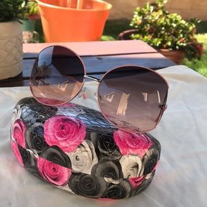 HP🎉/ ZiGi and MARAiS oversized sunglasses